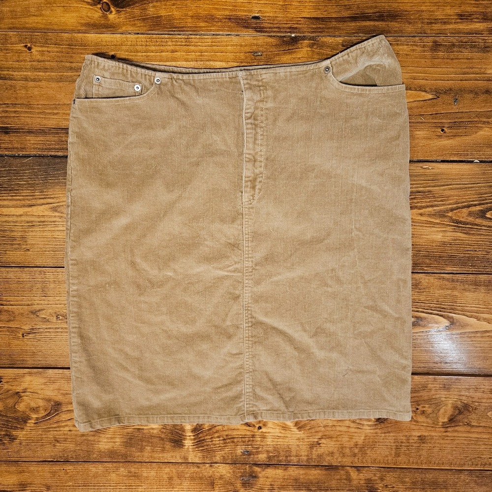 Duck Head Women's Tan Corduroy Skirt Size 18 Midi Back Zip Pockets Casual